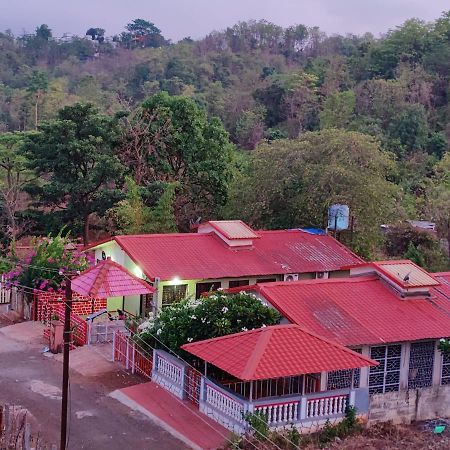 Jenjon Karjat Resort - One Bhk Premium Chalet With Optional Swimming Pool 外观 照片